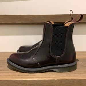 Chelsea bootie Dr. Martens size 7